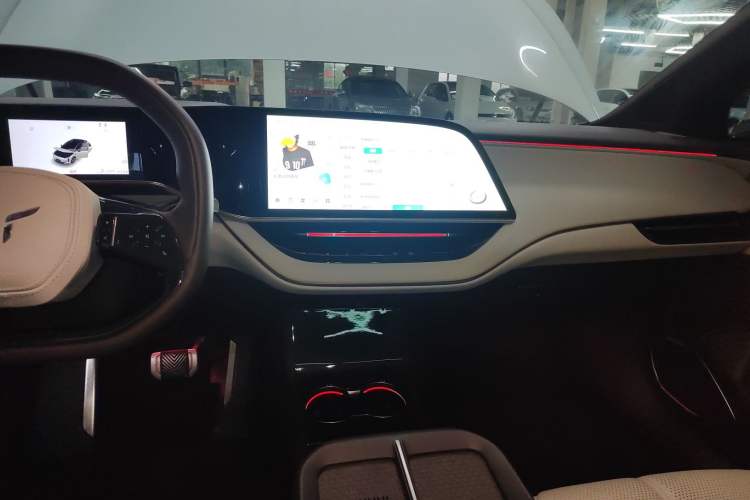 Used Hongqi EH7 2024 690 Pro Audio And AC Panel