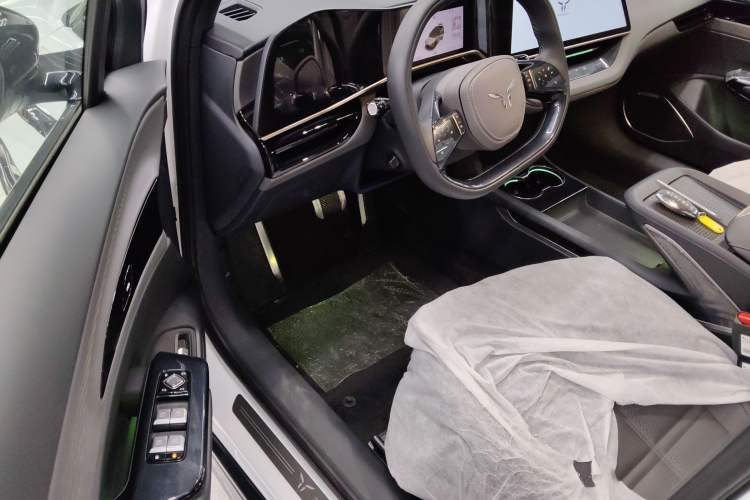 Used Hongqi EH7 2024 640 Pro+ All-Wheel Drive Driver Seat
