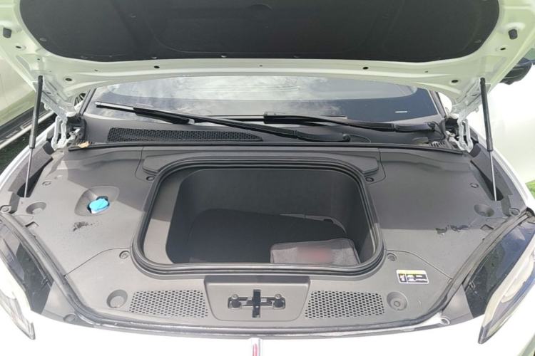 Used Hongqi EH7 2024 640 Pro+ All-Wheel Drive Engine Bay