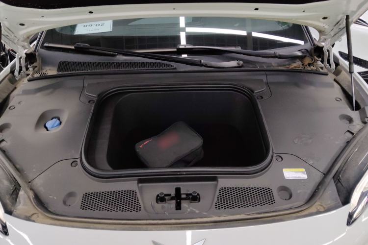 Used Hongqi EH7 2024 640 Pro+ All-Wheel Drive Engine Bay