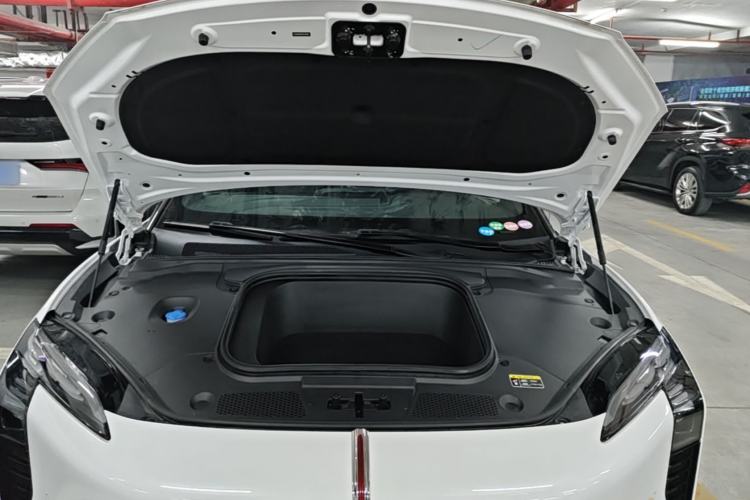 Used Hongqi EH7 2024 820 Pro Honor Edition Engine Bay