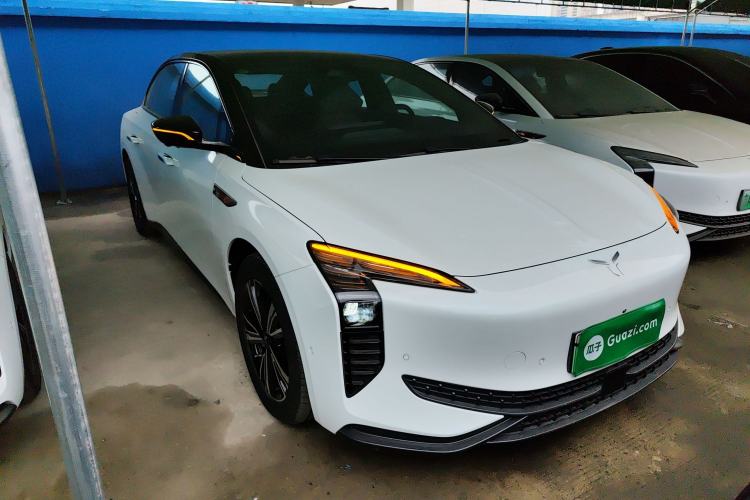 Used Hongqi EH7 2024 690 Pro Exterior 1