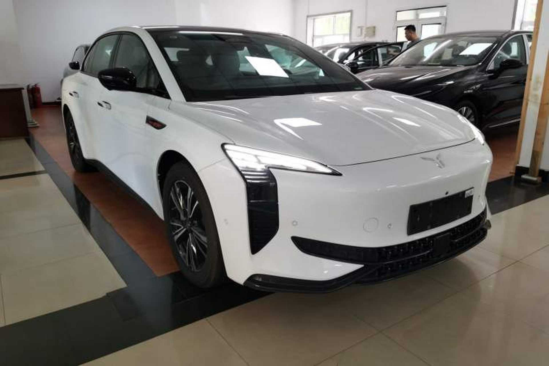 Used Hongqi EH7 2024 690 Pro Exterior 2
