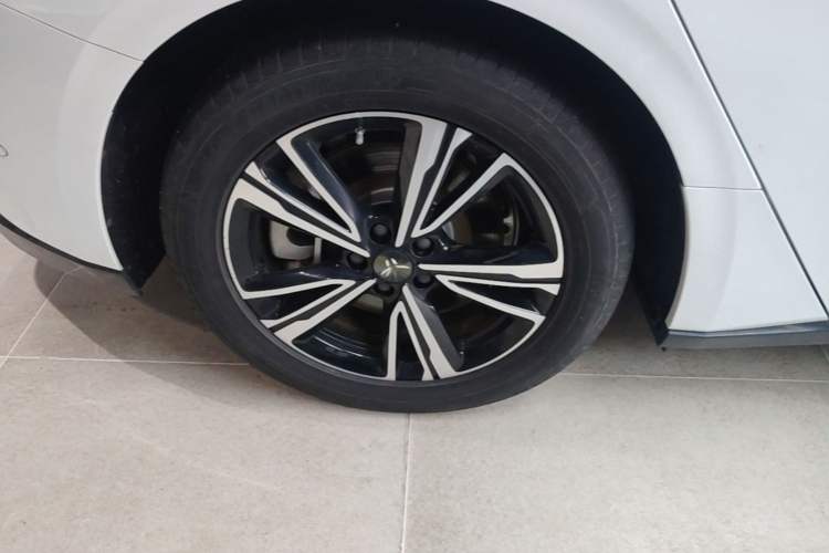 Used Hongqi EH7 2024 690 Pro Exterior 5
