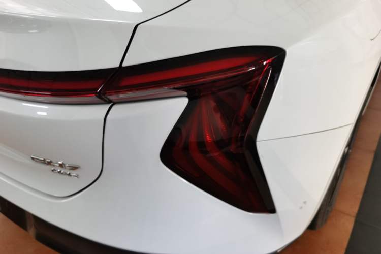 Used Hongqi EH7 2024 690 Pro Exterior 5