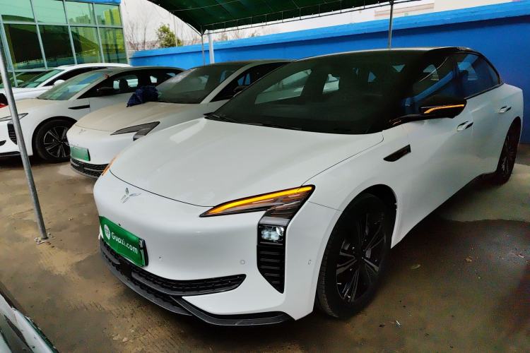 Used Hongqi EH7 2024 690 Pro Front