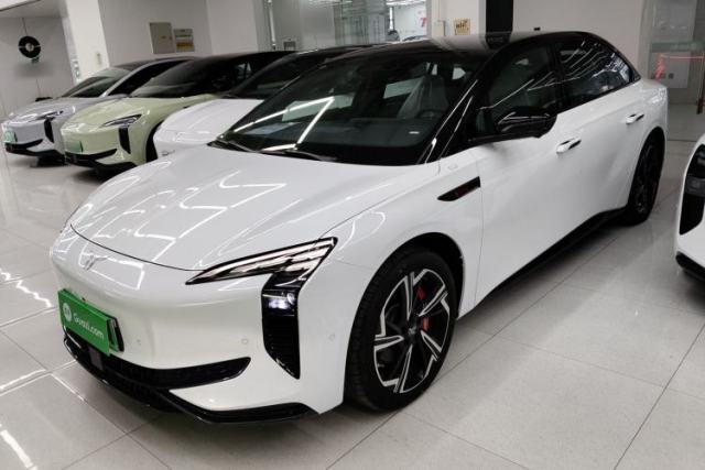 Used Hongqi EH7 2024 640 Pro+ All-Wheel Drive