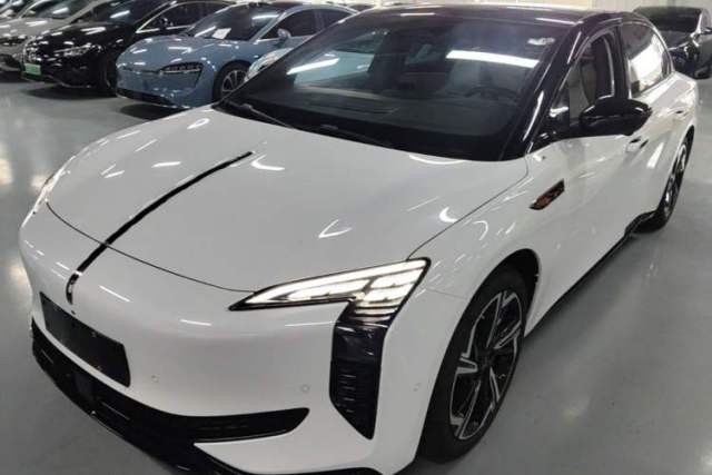 Used Hongqi EH7 2024 640 Pro+ All-Wheel Drive