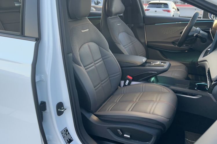 Used Hongqi EH7 2024 760 Pro+ Four-Wheel Drive Version Interior 1
