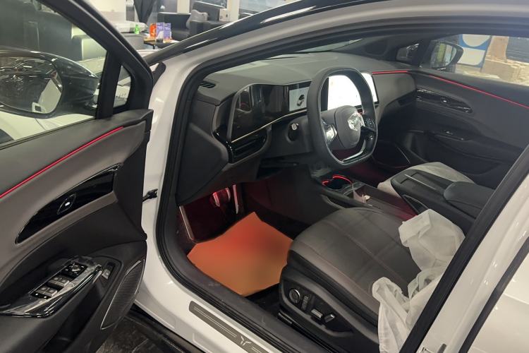 Used Hongqi EH7 2024 690 Pro Interior 2