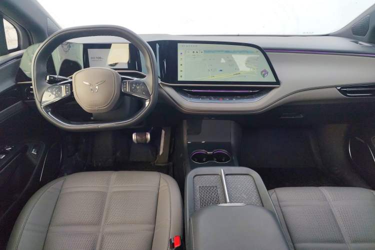 Used Hongqi EH7 2024 690 Pro Interior 2