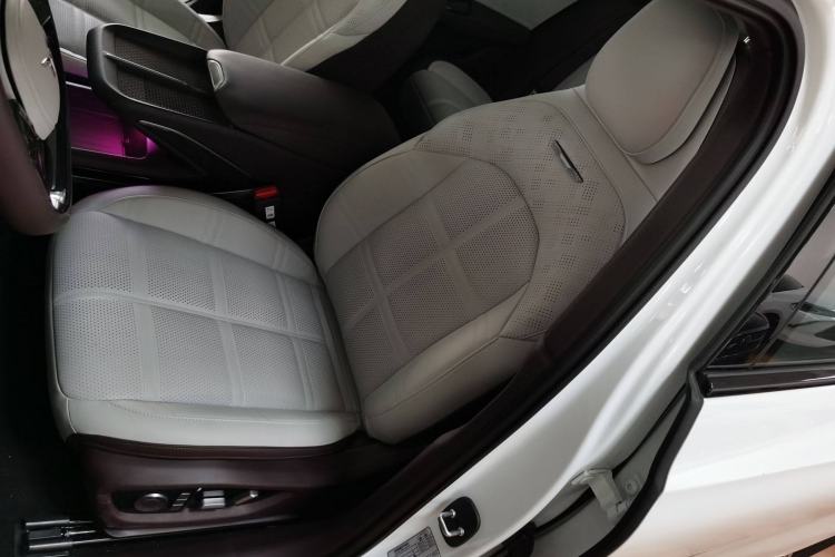 Used Hongqi EH7 2024 690 Pro Interior 2