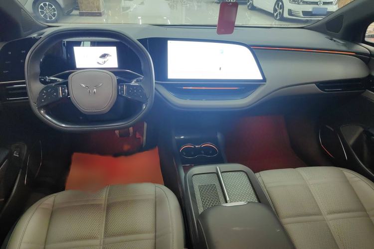 Used Hongqi EH7 2024 690 Pro Interior 3