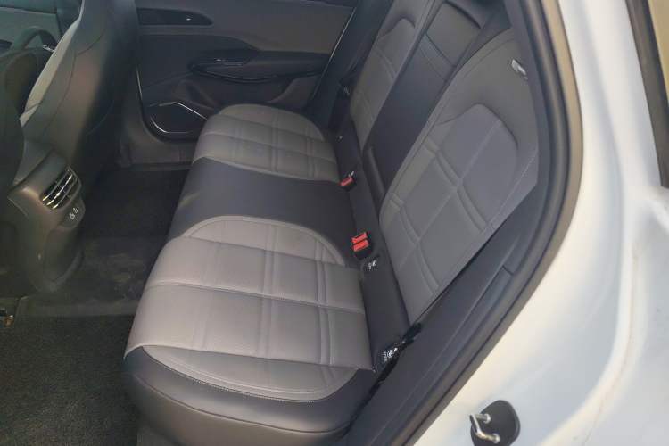 Used Hongqi EH7 2024 690 Pro Interior 4