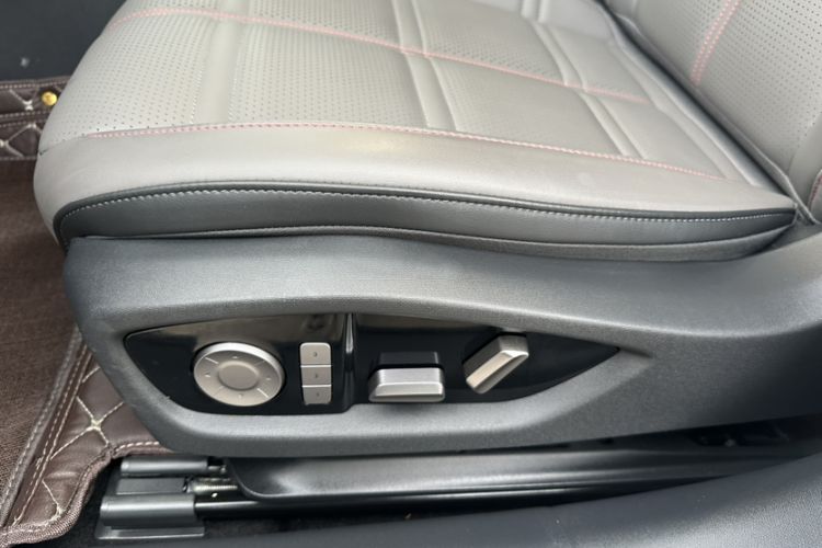 Used Hongqi EH7 2024 820 Pro Interior 5