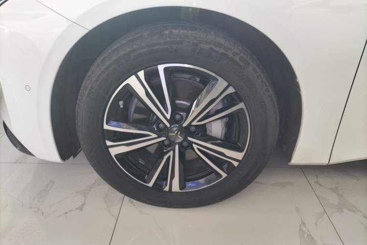 Used Hongqi EH7 2024 820 Pro Left Front Wheel Hub