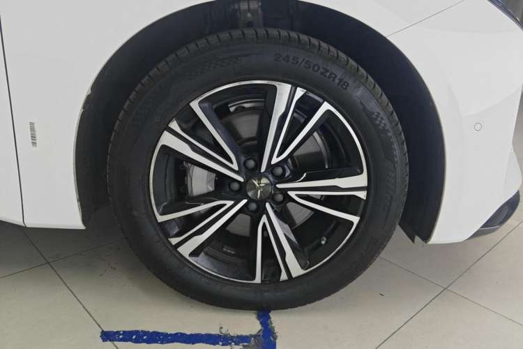 Used Hongqi EH7 2024 690 Pro Left Front Wheel Hub