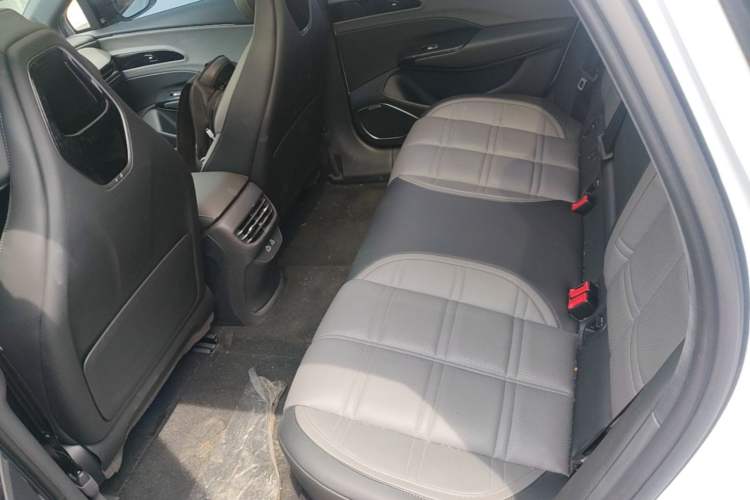 Used Hongqi EH7 2024 690 Pro Left Rear Seat
