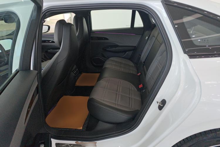 Used Hongqi EH7 2024 690 Pro Left Rear Seat