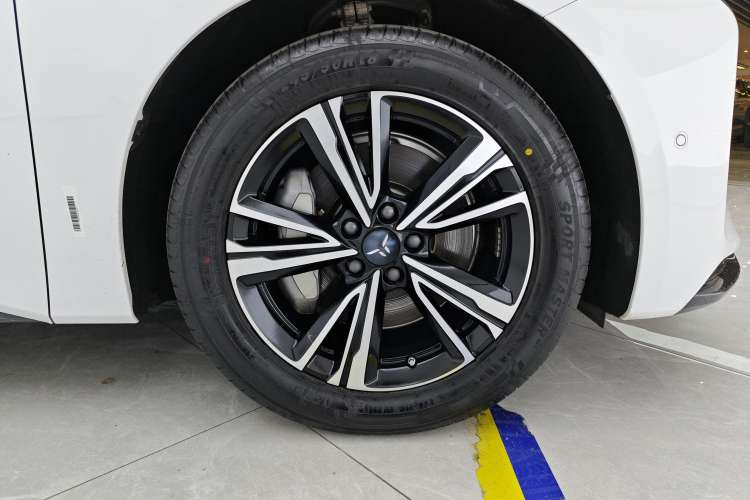 Used Hongqi EH7 2024 690 Pro Right Rear Wheel Hub
