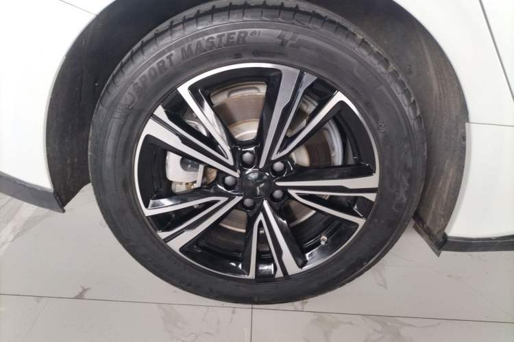 Used Hongqi EH7 2024 820 Pro Right Rear Wheel Hub