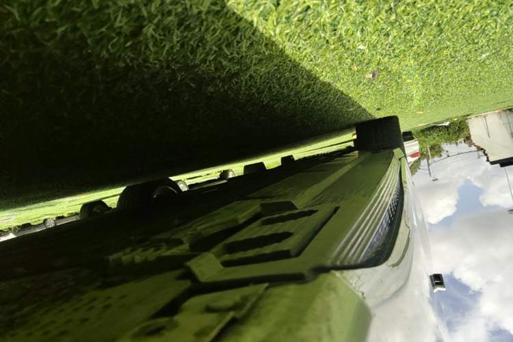 Used Hongqi EH7 2024 640 Pro+ All-Wheel Drive Right Side Sill