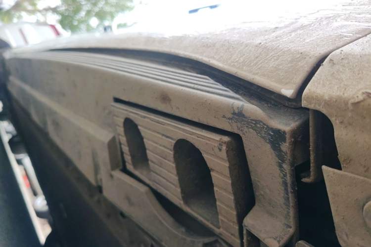 Used Hongqi EH7 2024 690 Pro Right Side Sill