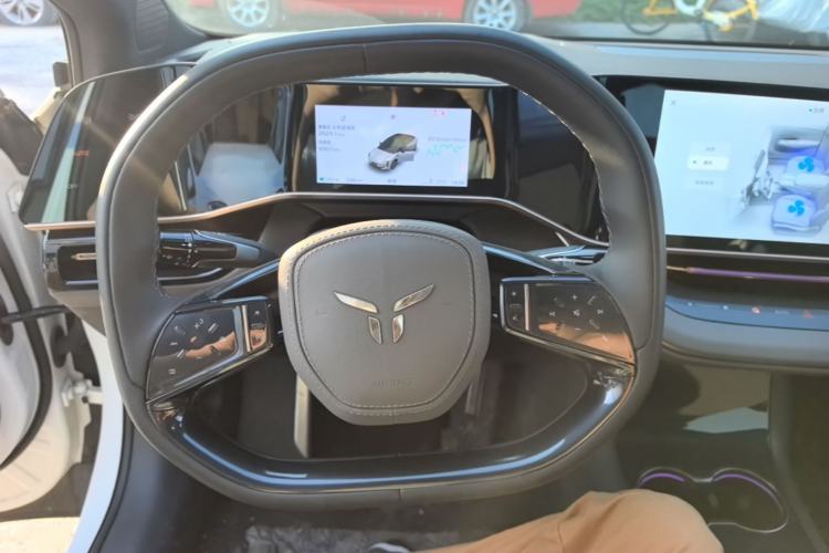 Used Hongqi EH7 2024 820 Pro Steering Wheel