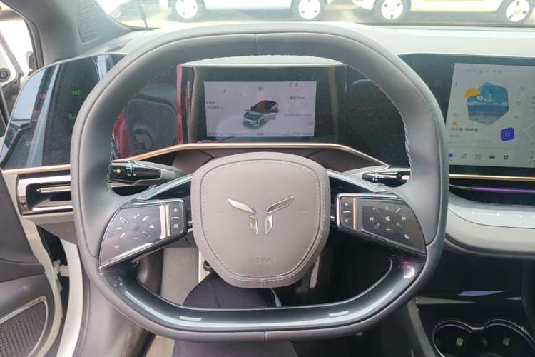Used Hongqi EH7 2024 690 Pro Steering Wheel