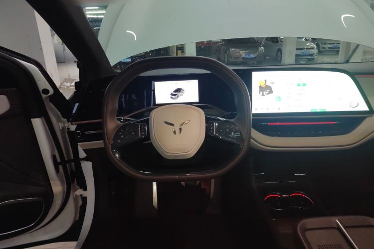 Used Hongqi EH7 2024 690 Pro Steering Wheel