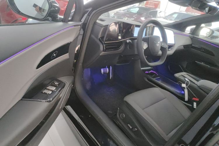 Used Hongqi EH7 2025 600 Smart Selection Edition Driver Seat