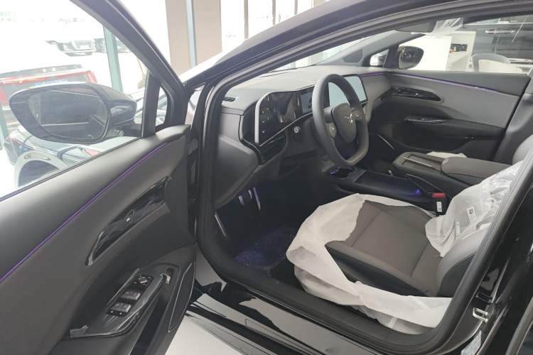 Used Hongqi EH7 2025 600 Smart Selection Edition Driver Seat