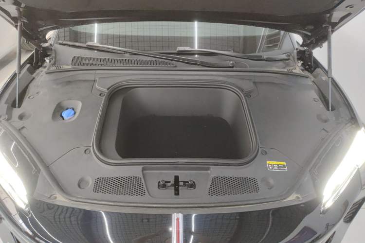 Used Hongqi EH7 2025 600 Smart Selection Edition Engine Bay