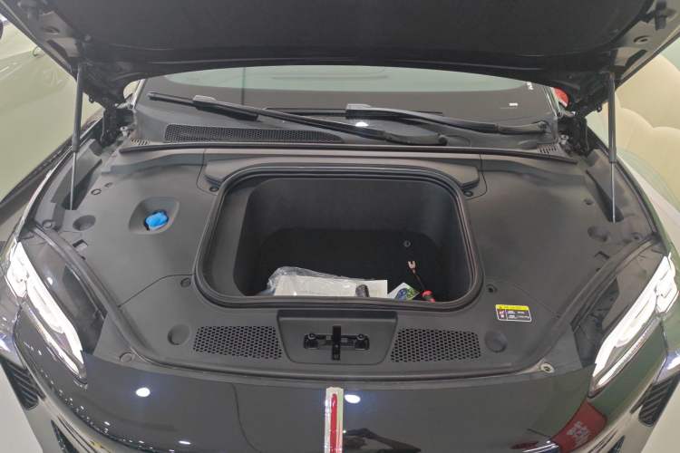 Used Hongqi EH7 2025 600 Smart Selection Edition Engine Bay