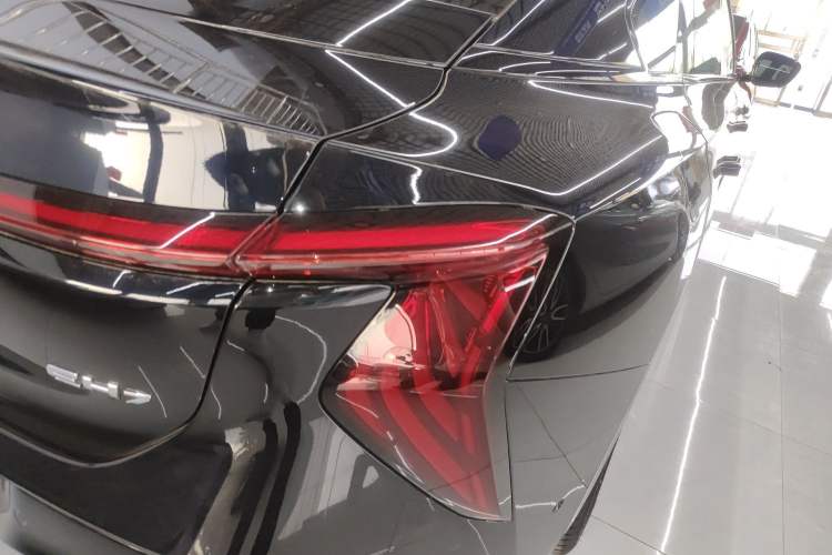 Used Hongqi EH7 2025 600 Smart Selection Edition Exterior 3