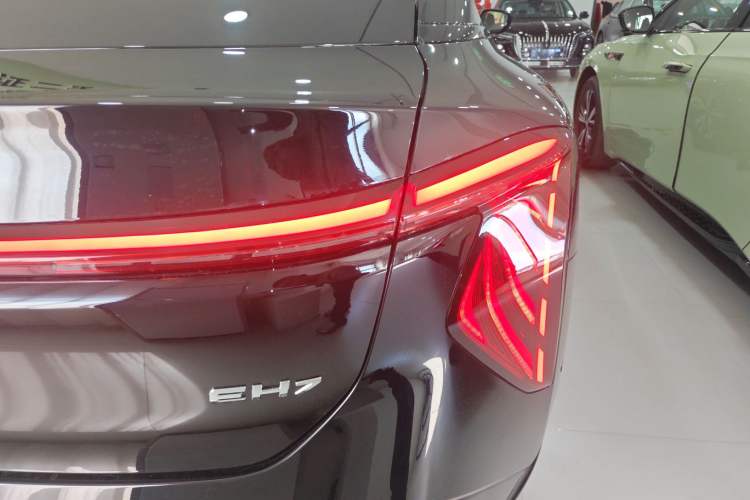 Used Hongqi EH7 2025 600 Smart Selection Edition Exterior 3