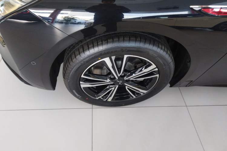 Used Hongqi EH7 2025 600 Smart Selection Edition Exterior 7