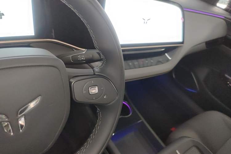 Used Hongqi EH7 2025 600 Smart Selection Edition Gear Lever