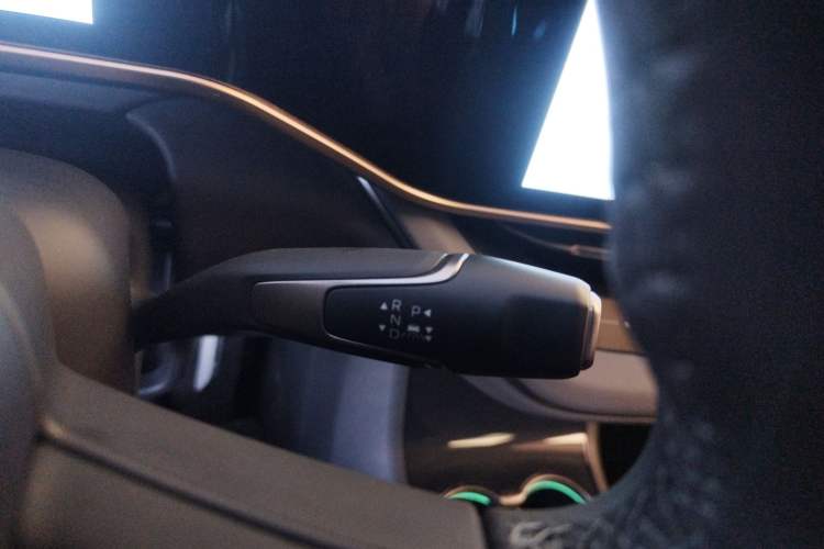 Used Hongqi EH7 2025 600 Smart Selection Edition Gear Lever