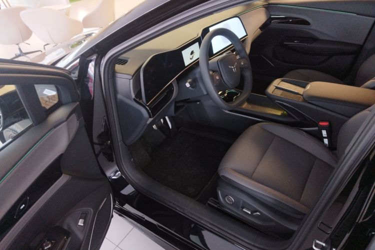 Used Hongqi EH7 2025 600 Smart Selection Edition Interior 3