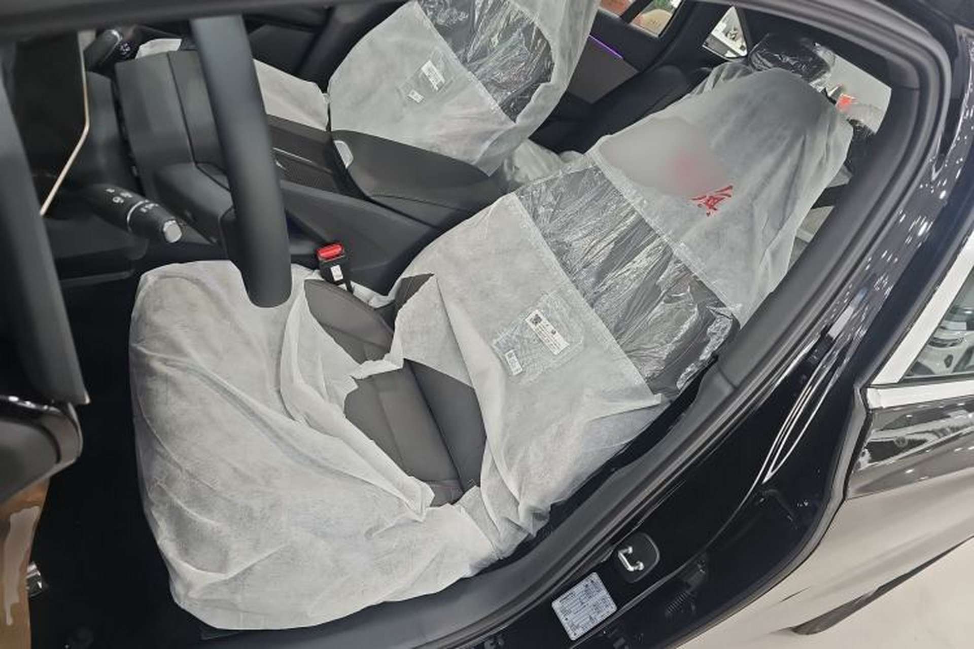 Used Hongqi EH7 2025 600 Smart Selection Edition Left Front Seat