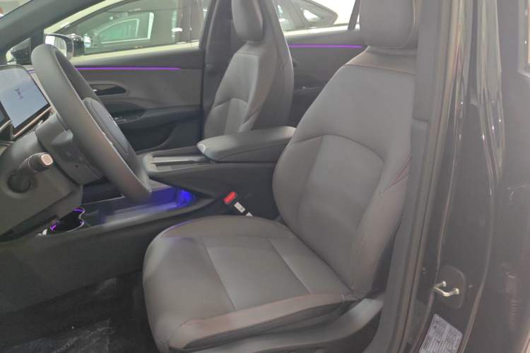 Used Hongqi EH7 2025 600 Smart Selection Edition Left Front Seat