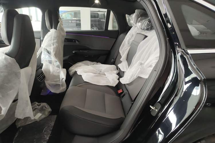 Used Hongqi EH7 2025 600 Smart Selection Edition Left Rear Seat