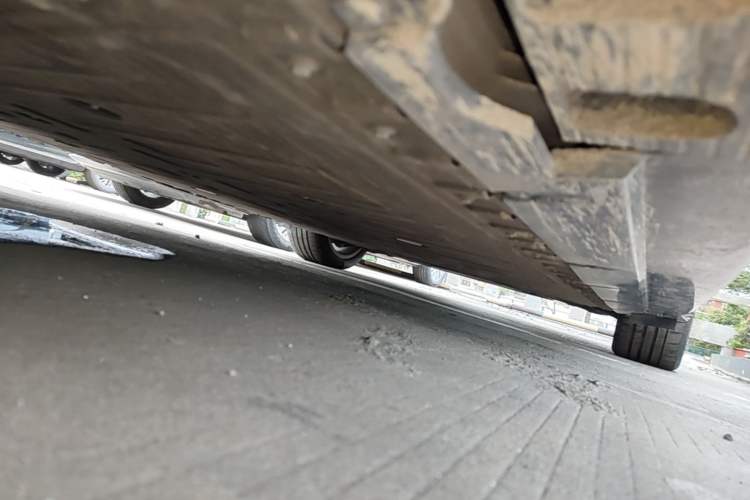 Used Hongqi EH7 2025 640 All-Wheel Drive Smart Selection Edition Chassis Front Left