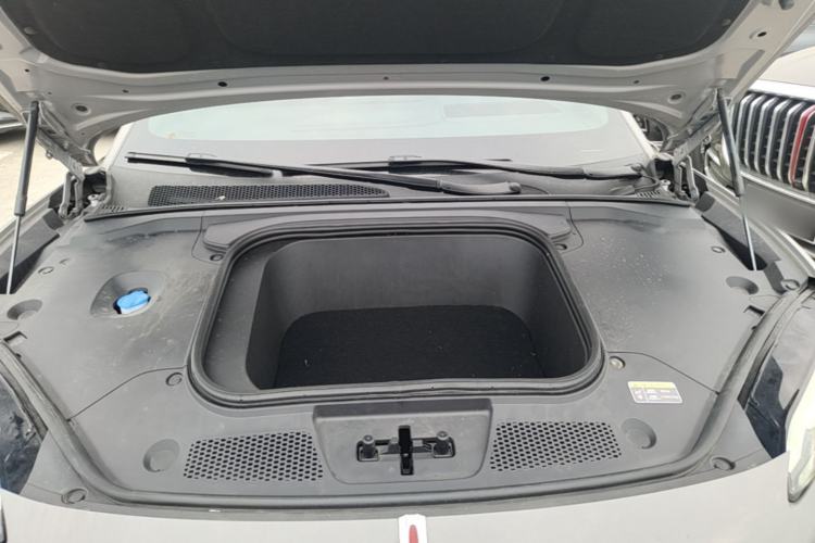 Used Hongqi EH7 2025 640 All-Wheel Drive Smart Selection Edition Engine Bay