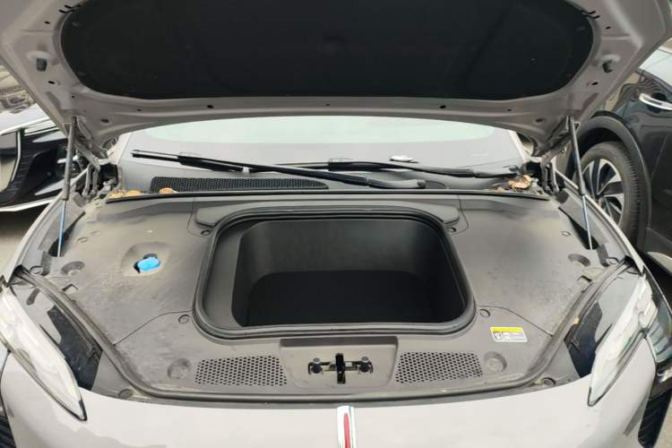 Used Hongqi EH7 2025 640 All-Wheel Drive Smart Selection Edition Engine Bay