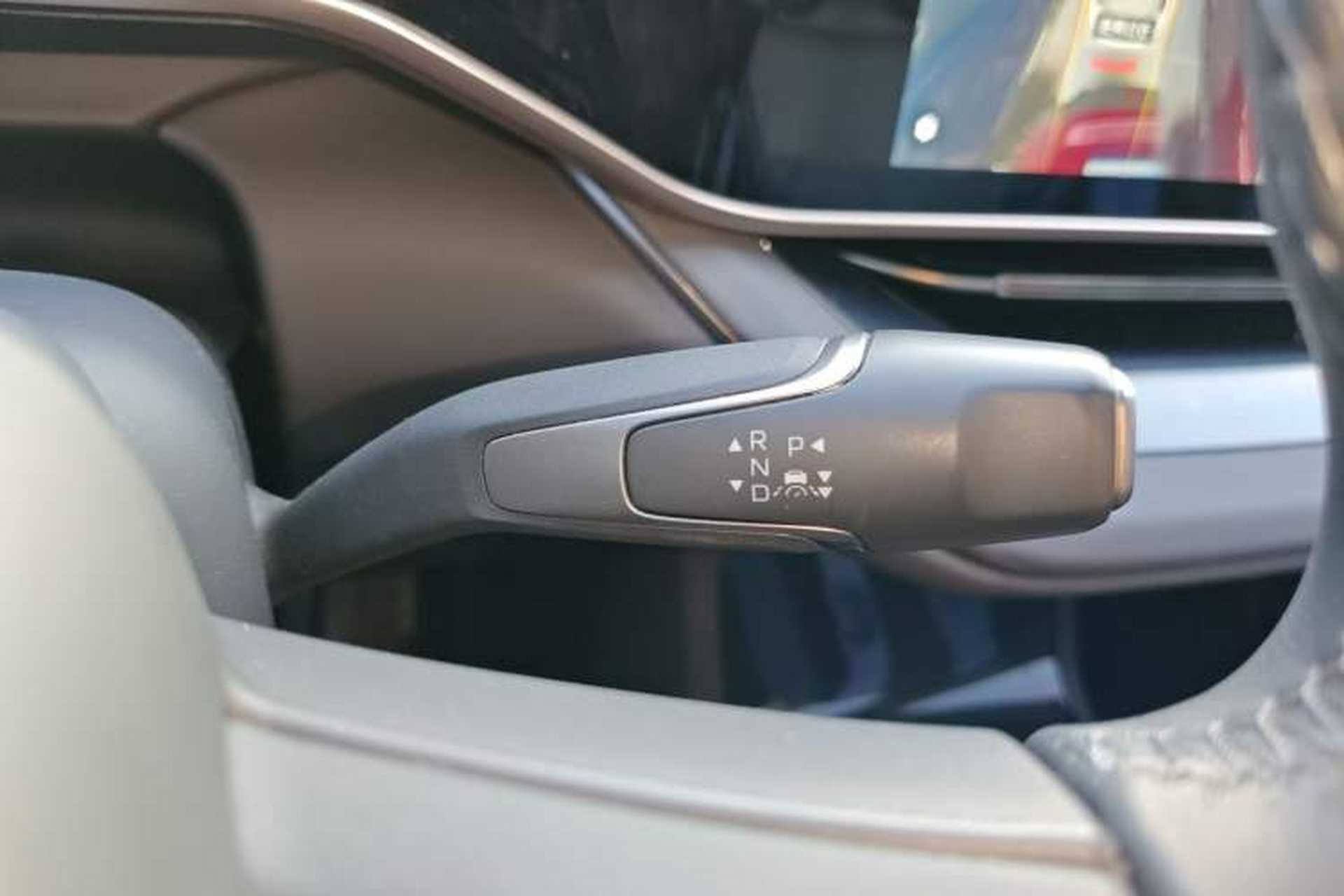 Used Hongqi EH7 2025 640 All-Wheel Drive Smart Selection Edition Gear Lever