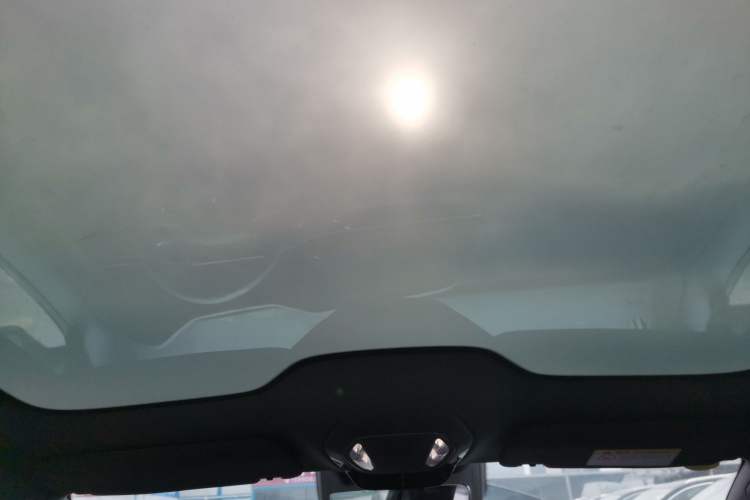 Used Hongqi EH7 2025 640 All-Wheel Drive Smart Selection Edition Headliner