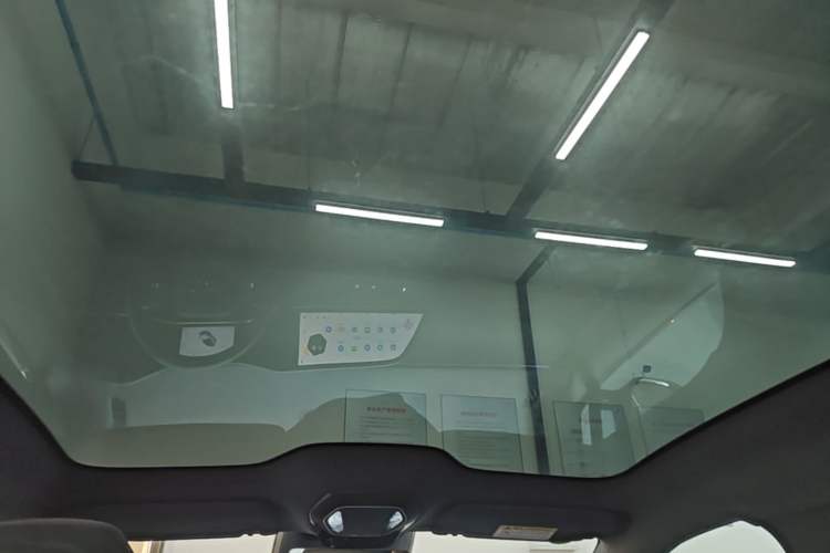 Used Hongqi EH7 2025 640 All-Wheel Drive Smart Selection Edition Headliner