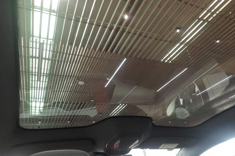 Used Hongqi EH7 2025 640 All-Wheel Drive Smart Selection Edition Headliner